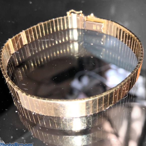 Jewelry - Gold Omega Solid Bracelet Box Cuff 14K Italy Heavy